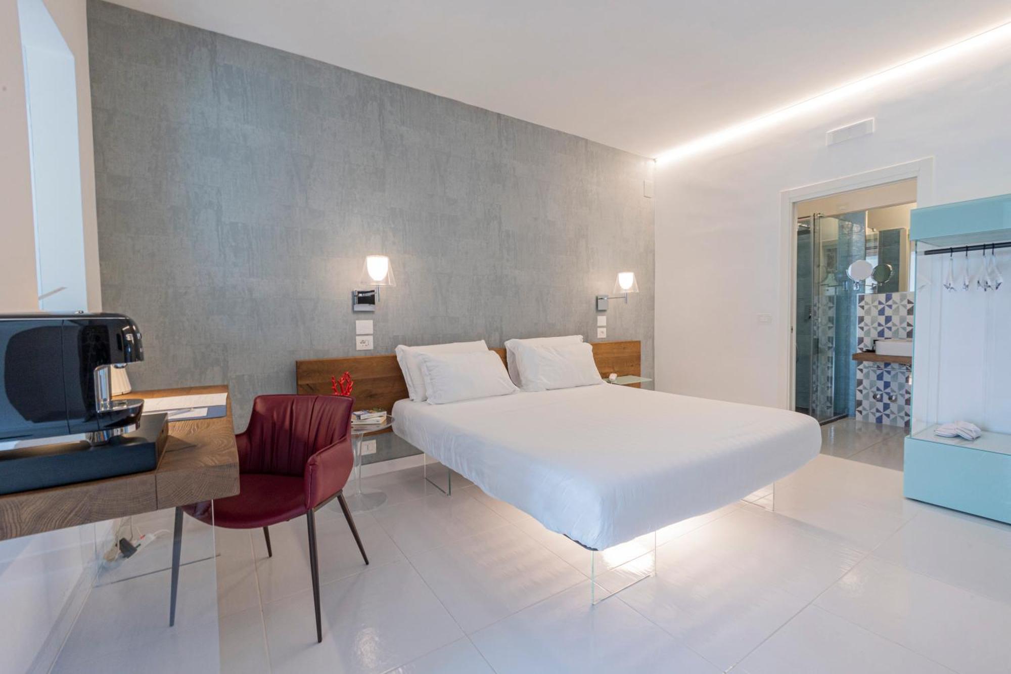 Aquamaris Design Suite & Spa Паестум Екстериор снимка